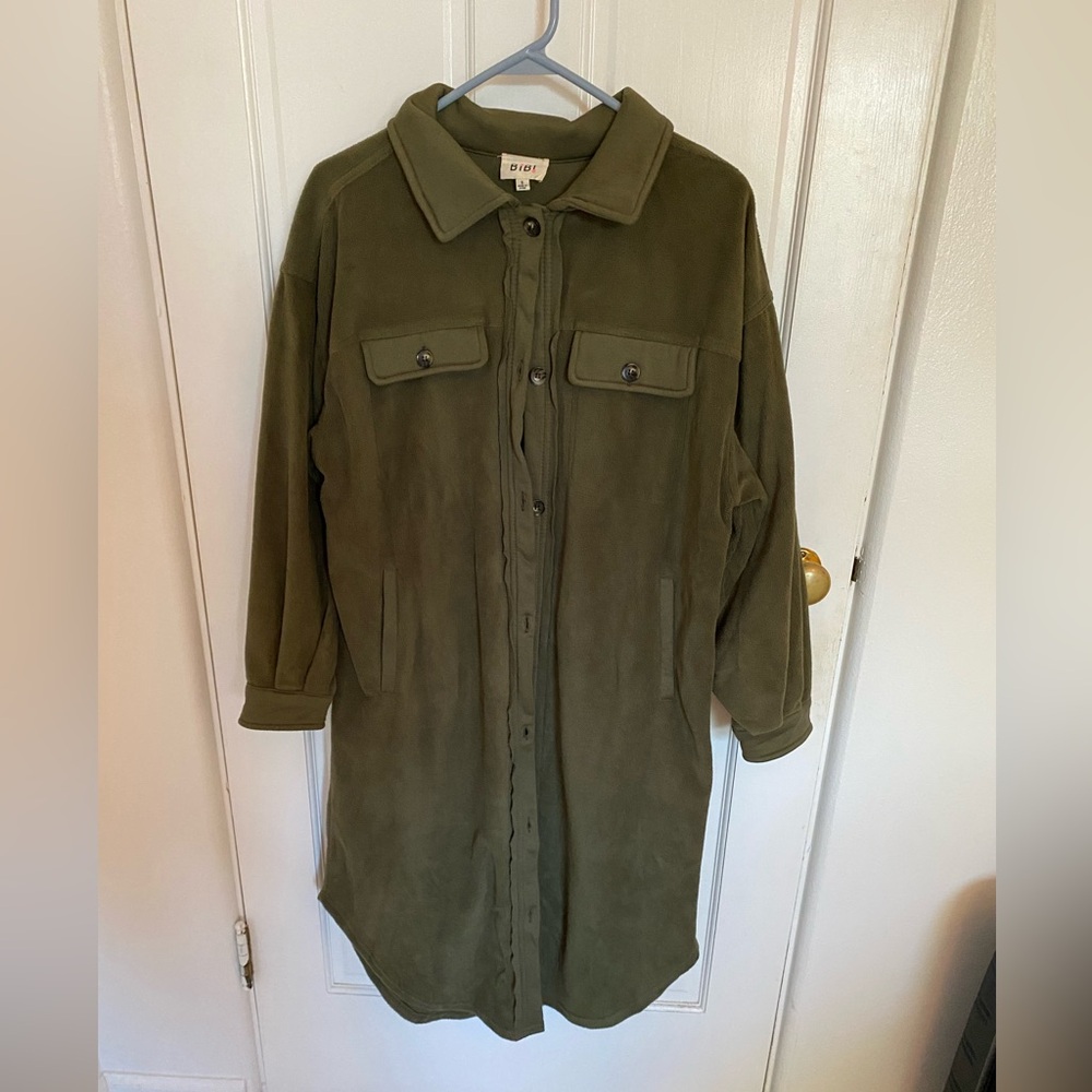 Never Worn Oversized Green Jacket BiBi size Small